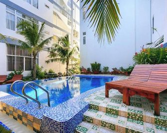 Ruby Hotel Phu Quoc - Phu Quoc - Pool