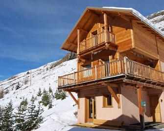 New Chalet, Very Neat Development, South Exposure, View. - Molines-en-Queyras - Gebouw