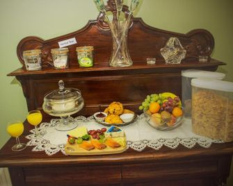 Lynch's - Kilkee - Buffet