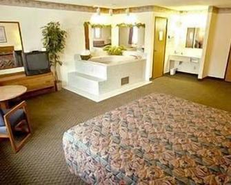 Lodi Valley Suites - Lodi - Bedroom