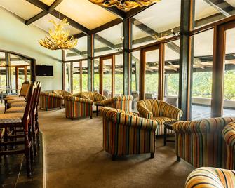 Premier Hotel The Winkler - White River - Lounge