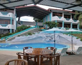 Hotel Planeta Sano - Manuel Antonio - Basen