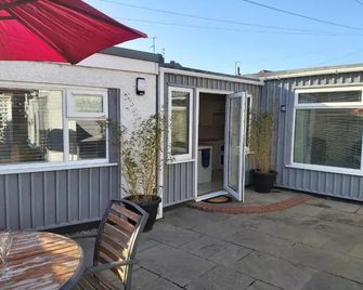 The Annex - Skegness - Patio