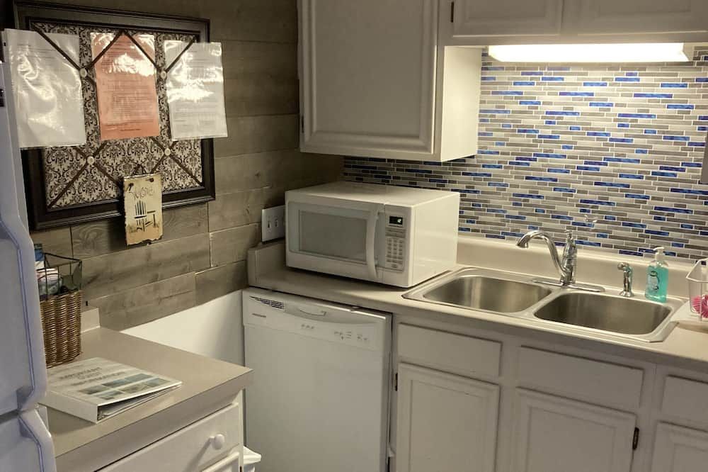 Lakeside Condo With Plenty of Amenities - Canandaigua - Keuken