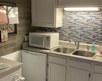 Lakeside Condo With Plenty of Amenities - Canandaigua - Keuken