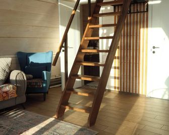 Nice 2-bedroom chalet with mountine view in charming Almaty - Besqaynar - Stairs