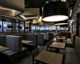 Hôtel & Suites Normandin Lévis - Levis - Restaurant