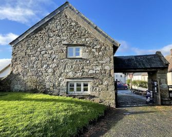 Drewe Arms Bunk Rooms - Drewsteignton - Edificio