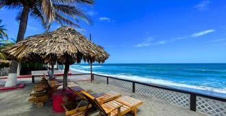 Hotel Las Hojas Resort & Beach Club - Las Hojas - Playa