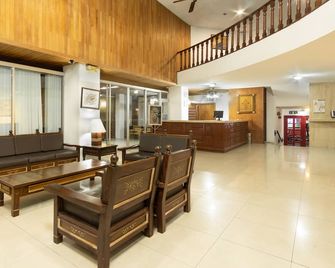 San Jorge - Saltillo - Lobby