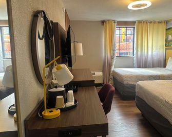 The Golfers Inn - Lansdowne - Bedroom