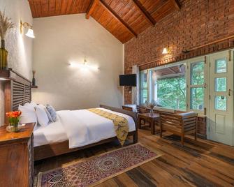 Echor Malusara Lakeview Retreat Bhimtal - Bhimtal - Slaapkamer