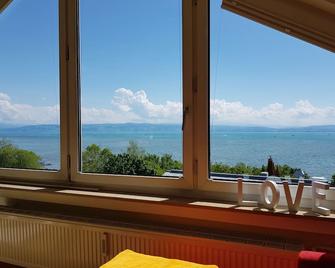 Enjoy a great holiday atmosphere right on the 'Swabian Sea'. - Friedrichshafen - Balcón