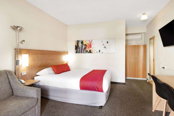Econo Lodge Griffith Motor Inn 64 6 6 Griffith Hotel Deals