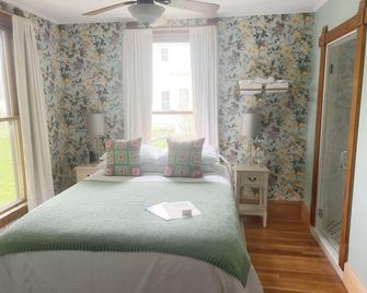 LimeRock Inn - Rockland