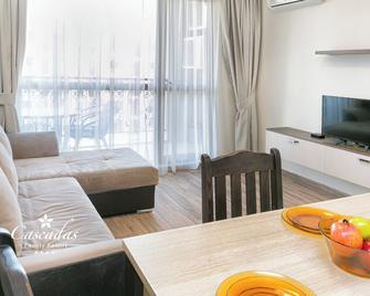 Cascadas Family Resort - Nesebyr - Pokój dzienny