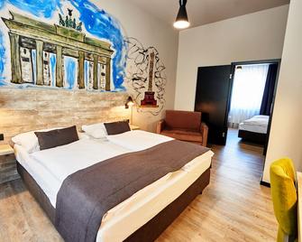 Urban Home Hotel - Hamburg - Bedroom