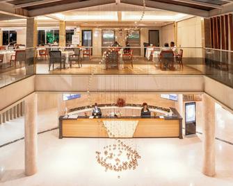Swiss Lenana Mount Hotel - Nairobi