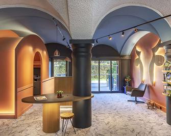 Sure Hotel by Best Western Annecy - אנסי - לובי