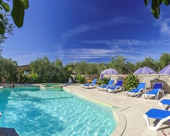 Holiday Olive Garden Resort - Jadrija