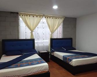 Hotel Campestre La Fuente - Piscina - Moniquirá - Habitación