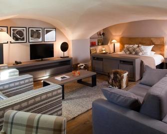 Hôtel & Spa L'Alta Peyra - Molines-en-Queyras - Living room