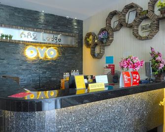 OYO 89457 682 Lodge - Bintulu - Front desk
