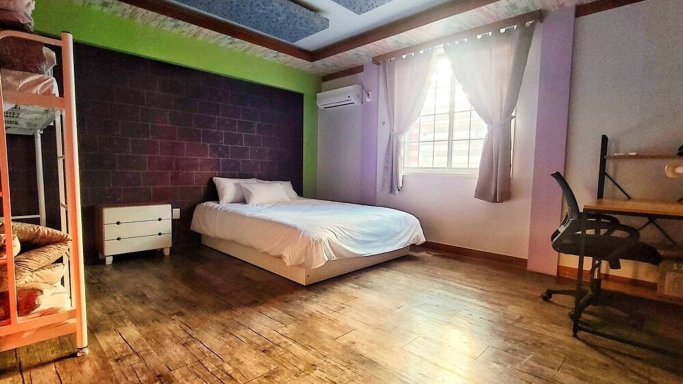 Kimchee Busan Downtown Guesthouse