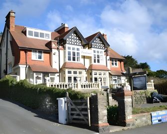 The Sandrock - Lynton - Gebäude