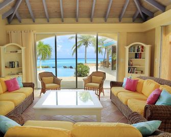 Bellamarevilla, Shoal Bay East, Pool. - Shoal Bay - Wohnzimmer