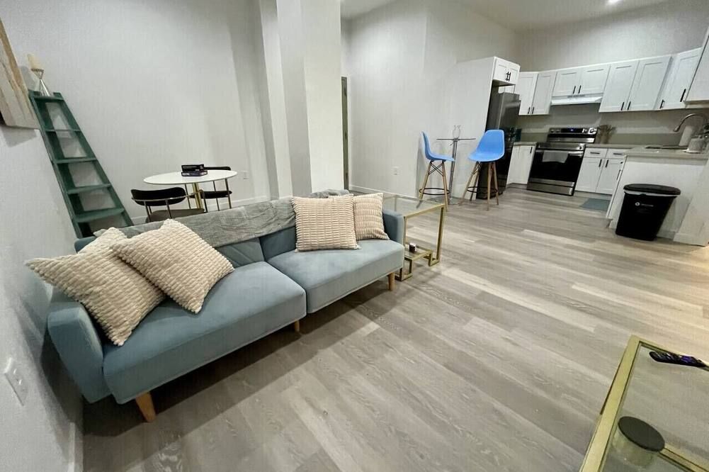 Downtown Commons Luxury Loft - סקרמנטו - סלון