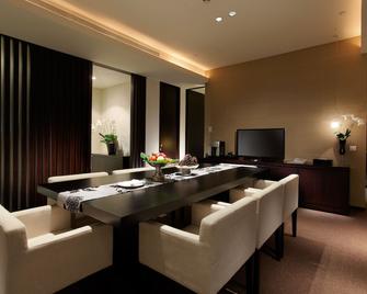 Hotel Royal Chiaohsi - Yilan City - Dining room
