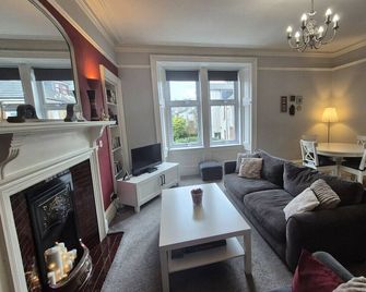 Brae View Coastal Gem - Largs - Sala de estar