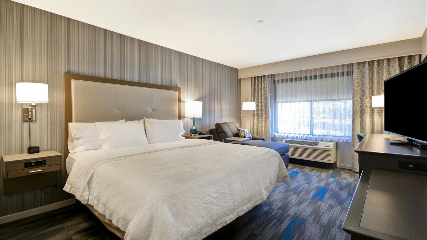 Hampton Inn & Suites Los Angeles Burbank Airport