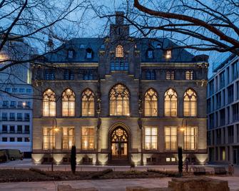 The Qvest Hideaway - Cologne - Building
