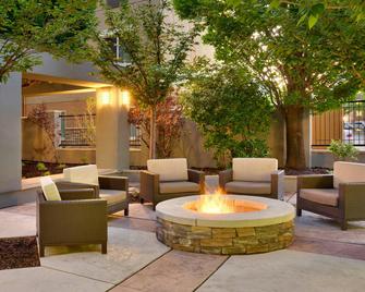 Courtyard by Marriott Salt Lake City Sandy - Sandy - Terasa
