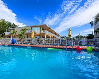 Plaza Beach Hotel - Beachfront Resort - Saint Pete Beach - Svømmebasseng