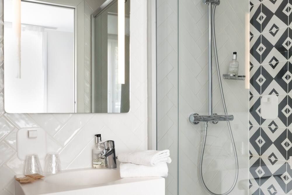 Hotel des Lys - Versailles - Badkamer