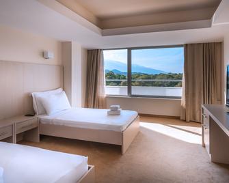 Cronwell Platamon Resort - Platamon - Schlafzimmer