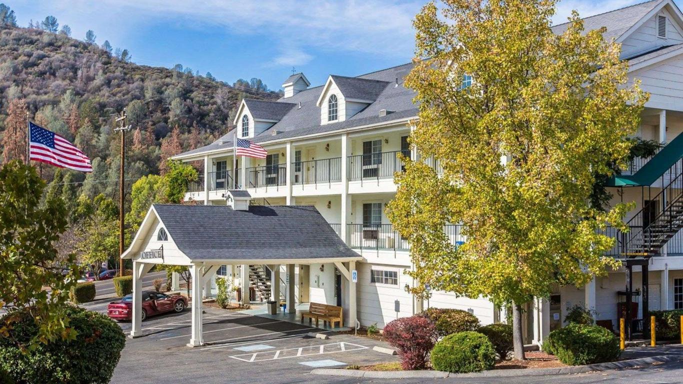 كواليتي إن يوسمايت فالي جيت واي