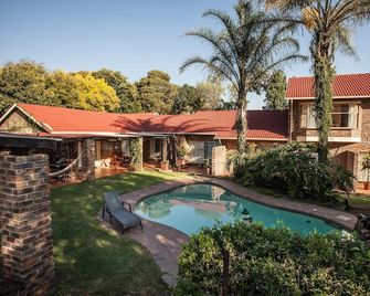 Flamingo Rest - Fourways - Zwembad
