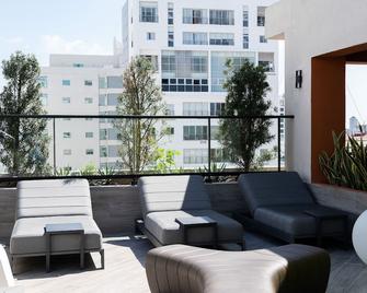 Regatta Living 2br W/ Pool & Kingbed By Yellowkey - Santo Domingo