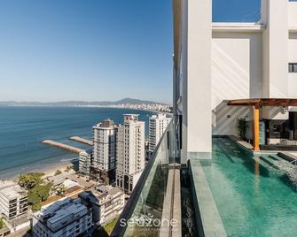 MHFBs - Edifício Moderno c/ piscina vista mar em Itapema - Itapema - Piscina