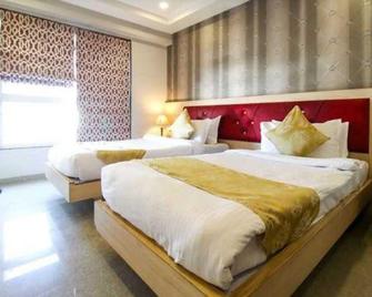 Hotel Park Shree - Satna - Bedroom