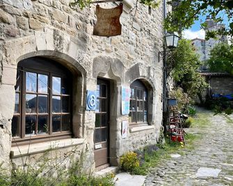 Gite La Freydiere - La Bégude-de-Mazenc - Vista del exterior