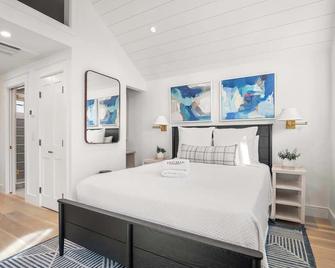 Walk to Beach, Shopping, and Dining! - Provincetown - Schlafzimmer
