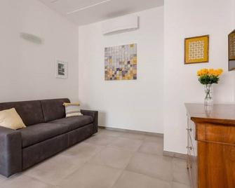 Franca's Home - Rome - Living room