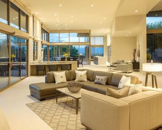 Villa Mirada - Rancho Mirage - Living room