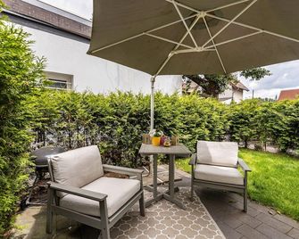 Deluxe Apartement mit Terrasse - Duisburg - Patio