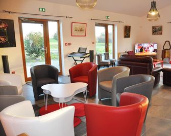Large Capacity Well-Being Gite 15 Pers, 29° Heated Indoor Swimming Pool - La Souterraine - Lounge